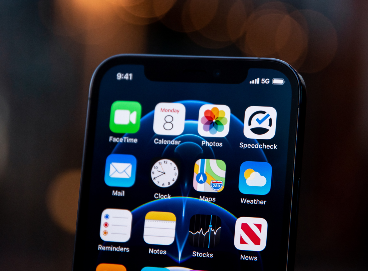 达州苹果手机维修分享为什么 iPhone 12 在冬季会自动关机 